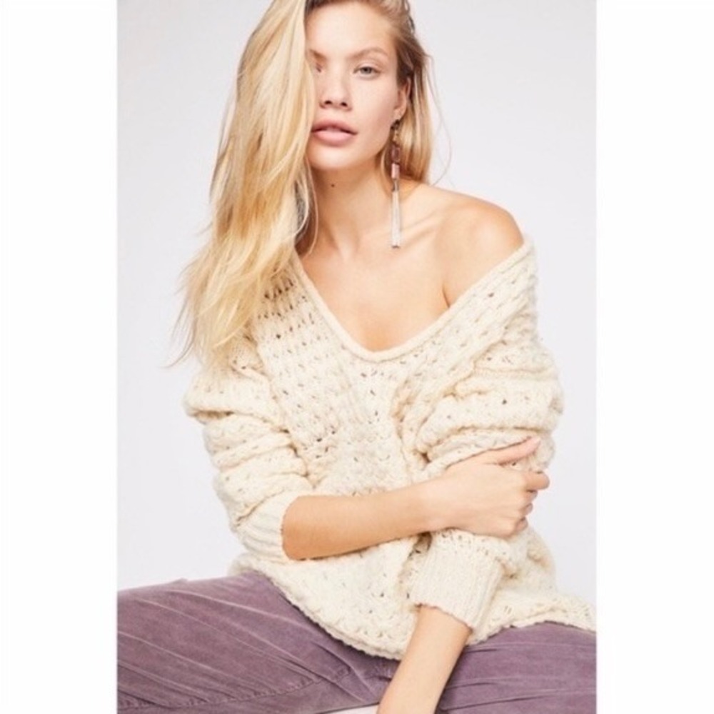 FREE PEOPLE Crashing Waves Scoop Neck Sweater Solid‎ Cream Pullover Knit Small